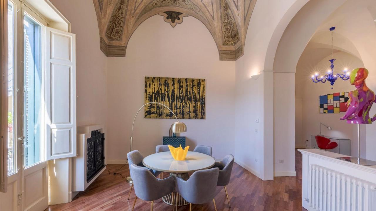 Appartement Palazzo Acquaviva - Il Giardino Sospeso à Lecce Extérieur photo