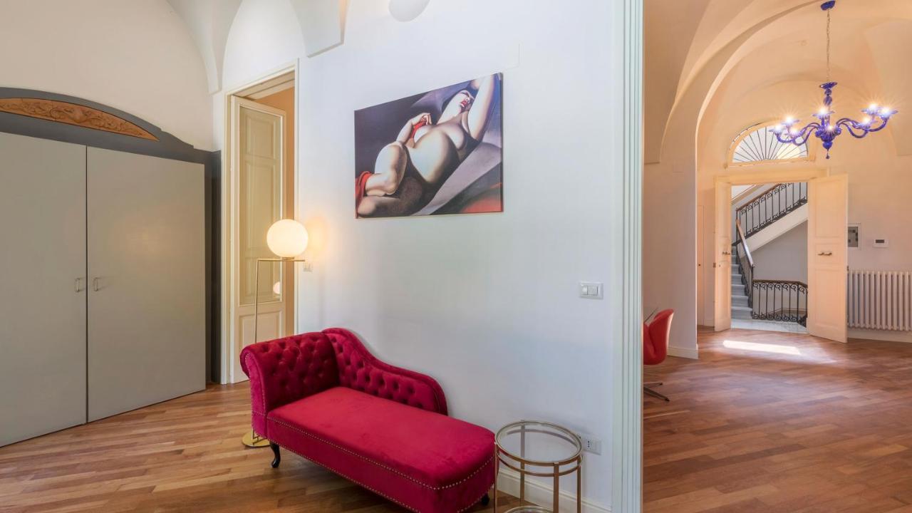 Appartement Palazzo Acquaviva - Il Giardino Sospeso à Lecce Extérieur photo